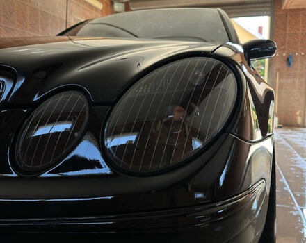 Черный Мерседес Е-Класс, объемом двигателя 3.2 л и пробегом 375 тыс. км за 8000 $, фото 20 на Automoto.ua