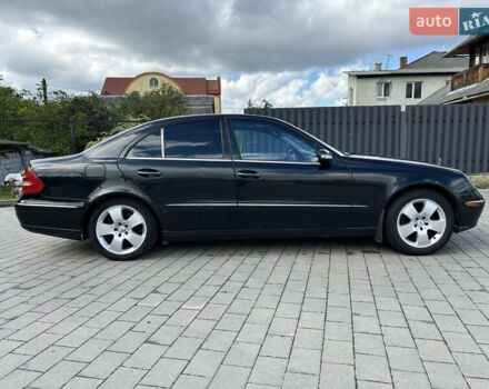 Черный Мерседес Е-Класс, объемом двигателя 3.2 л и пробегом 425 тыс. км за 5299 $, фото 16 на Automoto.ua