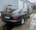 Черный Мерседес Е-Класс, объемом двигателя 2.2 л и пробегом 400 тыс. км за 4600 $, фото 1 на Automoto.ua