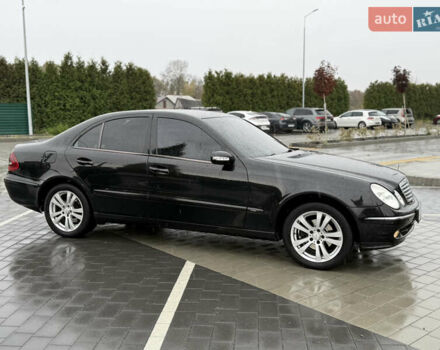 Мерседес Е-Класс 2003 в Городке на Automoto.ua Черный Мерседес Е-Класс, объемом двигателя 2.2 л и пробегом 350 тыс. км за 6999 $, фото 8 на Automoto.ua