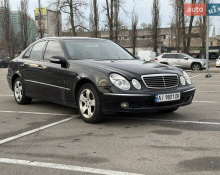 Черный Мерседес Е-Класс, объемом двигателя 1.8 л и пробегом 355 тыс. км за 5990 $, фото 19 на Automoto.ua