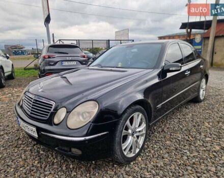 Черный Мерседес Е-Класс, объемом двигателя 2.15 л и пробегом 299 тыс. км за 4999 $, фото 1 на Automoto.ua