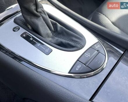 Черный Мерседес Е-Класс, объемом двигателя 3.2 л и пробегом 39 тыс. км за 37300 $, фото 25 на Automoto.ua