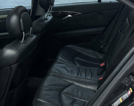 Чорний Мерседес Е-Клас, об'ємом двигуна 2.7 л та пробігом 265 тис. км за 5300 $, фото 13 на Automoto.ua