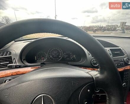 Черный Мерседес Е-Класс, объемом двигателя 3.2 л и пробегом 483 тыс. км за 5500 $, фото 22 на Automoto.ua