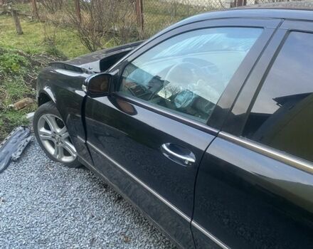 Чорний Мерседес Е-Клас, об'ємом двигуна 2.1 л та пробігом 350 тис. км за 3500 $, фото 2 на Automoto.ua