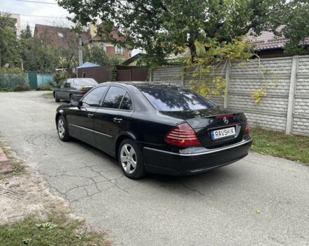 Чорний Мерседес Е-Клас, об'ємом двигуна 1.8 л та пробігом 300 тис. км за 4999 $, фото 3 на Automoto.ua