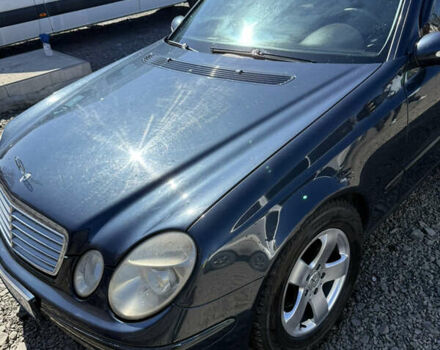 Черный Мерседес Е-Класс, объемом двигателя 2.7 л и пробегом 440 тыс. км за 7000 $, фото 7 на Automoto.ua