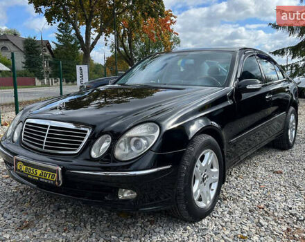 Черный Мерседес Е-Класс, объемом двигателя 1.8 л и пробегом 330 тыс. км за 9000 $, фото 2 на Automoto.ua