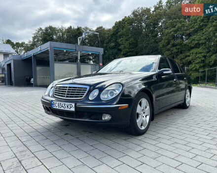 Черный Мерседес Е-Класс, объемом двигателя 3.2 л и пробегом 425 тыс. км за 5299 $, фото 1 на Automoto.ua