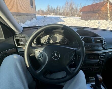 Чорний Мерседес Е-Клас, об'ємом двигуна 2.7 л та пробігом 300 тис. км за 3600 $, фото 8 на Automoto.ua