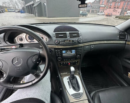 Черный Мерседес Е-Класс, объемом двигателя 3.22 л и пробегом 430 тыс. км за 8500 $, фото 19 на Automoto.ua