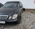 Черный Мерседес Е-Класс, объемом двигателя 2.2 л и пробегом 388 тыс. км за 3400 $, фото 1 на Automoto.ua