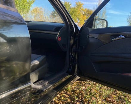 Чорний Мерседес Е-Клас, об'ємом двигуна 1.8 л та пробігом 221 тис. км за 6200 $, фото 10 на Automoto.ua