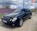 Черный Мерседес Е-Класс, объемом двигателя 2.1 л и пробегом 300 тыс. км за 6500 $, фото 1 на Automoto.ua