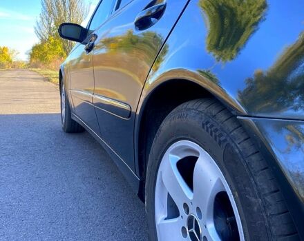 Черный Мерседес Е-Класс, объемом двигателя 1.8 л и пробегом 221 тыс. км за 6200 $, фото 7 на Automoto.ua