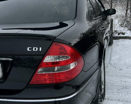 Черный Мерседес Е-Класс, объемом двигателя 2.7 л и пробегом 200 тыс. км за 7750 $, фото 19 на Automoto.ua