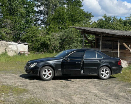 Черный Мерседес Е-Класс, объемом двигателя 2.69 л и пробегом 540 тыс. км за 6666 $, фото 2 на Automoto.ua