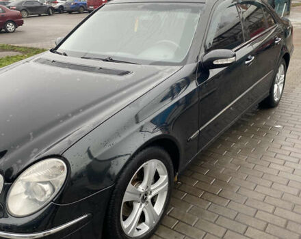 Чорний Мерседес Е-Клас, об'ємом двигуна 2.15 л та пробігом 458 тис. км за 7500 $, фото 4 на Automoto.ua