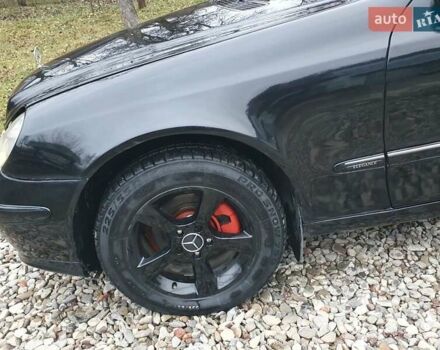 Черный Мерседес Е-Класс, объемом двигателя 2.7 л и пробегом 310 тыс. км за 5500 $, фото 18 на Automoto.ua