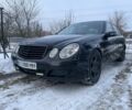 Черный Мерседес Е-Класс, объемом двигателя 2.2 л и пробегом 330 тыс. км за 5800 $, фото 1 на Automoto.ua