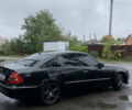 Чорний Мерседес Е-Клас, об'ємом двигуна 4.97 л та пробігом 351 тис. км за 9000 $, фото 6 на Automoto.ua