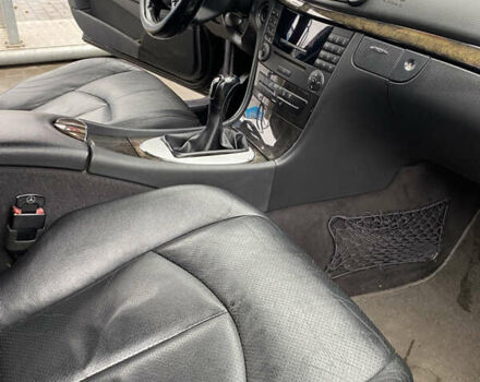 Чорний Мерседес Е-Клас, об'ємом двигуна 2.15 л та пробігом 458 тис. км за 7500 $, фото 18 на Automoto.ua