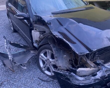 Чорний Мерседес Е-Клас, об'ємом двигуна 2.1 л та пробігом 350 тис. км за 3500 $, фото 5 на Automoto.ua