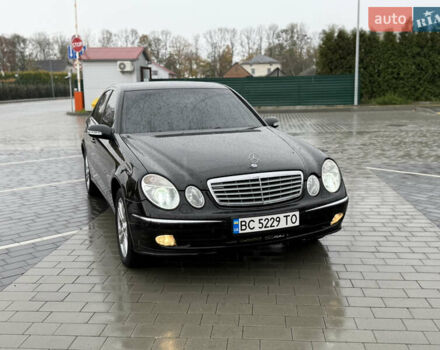 Мерседес Е-Класс 2003 в Городке на Automoto.ua Черный Мерседес Е-Класс, объемом двигателя 2.2 л и пробегом 350 тыс. км за 6999 $, фото 4 на Automoto.ua