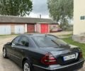 Черный Мерседес Е-Класс, объемом двигателя 2.1 л и пробегом 300 тыс. км за 4400 $, фото 5 на Automoto.ua