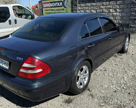 Черный Мерседес Е-Класс, объемом двигателя 2.7 л и пробегом 440 тыс. км за 7000 $, фото 5 на Automoto.ua