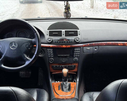 Чорний Мерседес Е-Клас, об'ємом двигуна 2.69 л та пробігом 300 тис. км за 6800 $, фото 27 на Automoto.ua