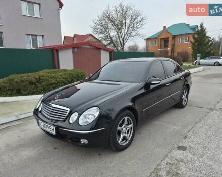 Чорний Мерседес Е-Клас, об'ємом двигуна 2.7 л та пробігом 203 тис. км за 10300 $, фото 5 на Automoto.ua