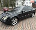 Черный Мерседес Е-Класс, объемом двигателя 2.2 л и пробегом 380 тыс. км за 6200 $, фото 2 на Automoto.ua