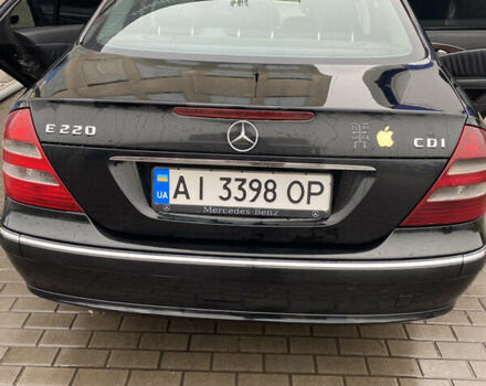Чорний Мерседес Е-Клас, об'ємом двигуна 2.15 л та пробігом 458 тис. км за 7500 $, фото 15 на Automoto.ua