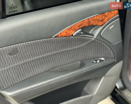 Черный Мерседес Е-Класс, объемом двигателя 1.8 л и пробегом 220 тыс. км за 6750 $, фото 10 на Automoto.ua