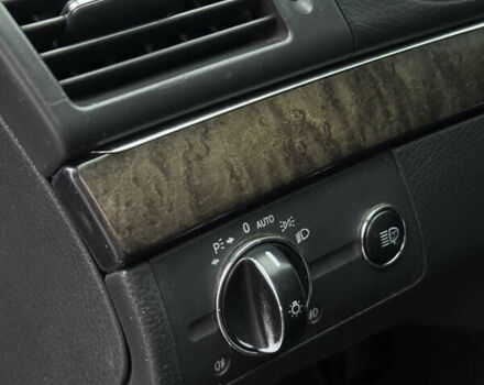 Чорний Мерседес Е-Клас, об'ємом двигуна 2.7 л та пробігом 265 тис. км за 5300 $, фото 26 на Automoto.ua