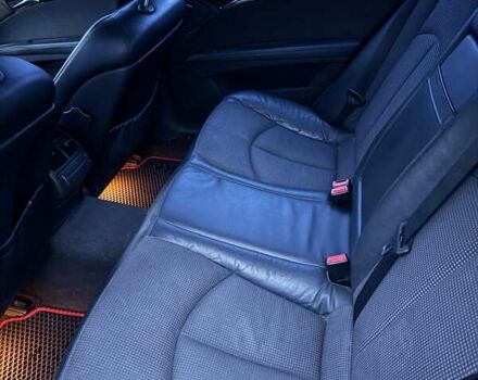 Черный Мерседес Е-Класс, объемом двигателя 3.2 л и пробегом 360 тыс. км за 6800 $, фото 9 на Automoto.ua