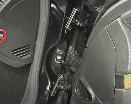 Черный Мерседес Е-Класс, объемом двигателя 4 л и пробегом 237 тыс. км за 7999 $, фото 42 на Automoto.ua