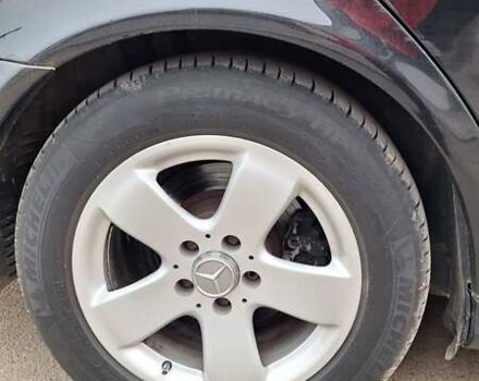 Чорний Мерседес Е-Клас, об'ємом двигуна 2.69 л та пробігом 409 тис. км за 6400 $, фото 17 на Automoto.ua