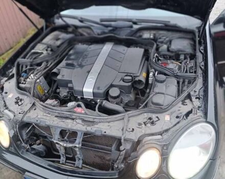 Черный Мерседес Е-Класс, объемом двигателя 3.2 л и пробегом 333 тыс. км за 6500 $, фото 19 на Automoto.ua