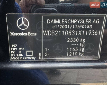 Черный Мерседес Е-Класс, объемом двигателя 4.97 л и пробегом 360 тыс. км за 10000 $, фото 25 на Automoto.ua