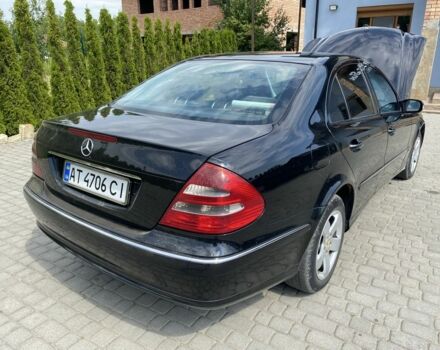 Черный Мерседес Е-Класс, объемом двигателя 2.1 л и пробегом 200 тыс. км за 6700 $, фото 8 на Automoto.ua