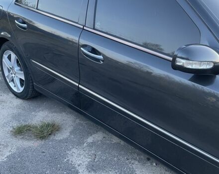 Чорний Мерседес Е-Клас, об'ємом двигуна 2.2 л та пробігом 400 тис. км за 7600 $, фото 3 на Automoto.ua