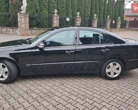 Черный Мерседес Е-Класс, объемом двигателя 1.8 л и пробегом 298 тыс. км за 8200 $, фото 15 на Automoto.ua