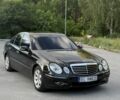 Черный Мерседес Е-Класс, объемом двигателя 2.2 л и пробегом 400 тыс. км за 3655 $, фото 1 на Automoto.ua