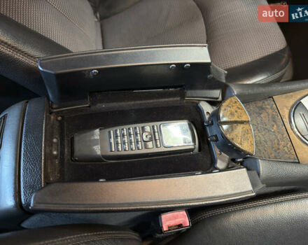 Черный Мерседес Е-Класс, объемом двигателя 4 л и пробегом 237 тыс. км за 7999 $, фото 22 на Automoto.ua