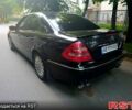 Черный Мерседес Е-Класс, объемом двигателя 3.2 л и пробегом 303 тыс. км за 8000 $, фото 1 на Automoto.ua
