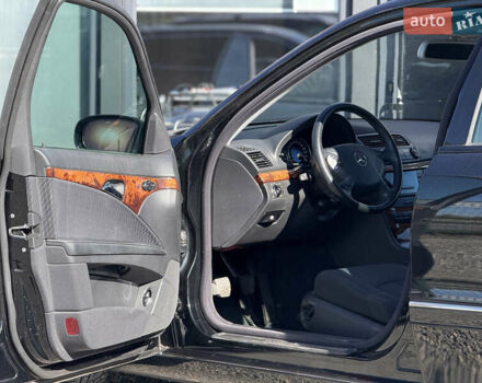 Черный Мерседес Е-Класс, объемом двигателя 1.8 л и пробегом 239 тыс. км за 6800 $, фото 13 на Automoto.ua