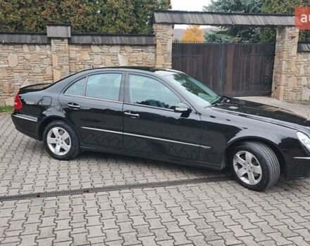 Черный Мерседес Е-Класс, объемом двигателя 1.8 л и пробегом 298 тыс. км за 8200 $, фото 5 на Automoto.ua